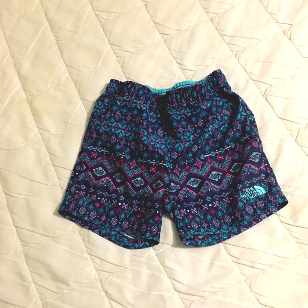 Girls North Face shorts